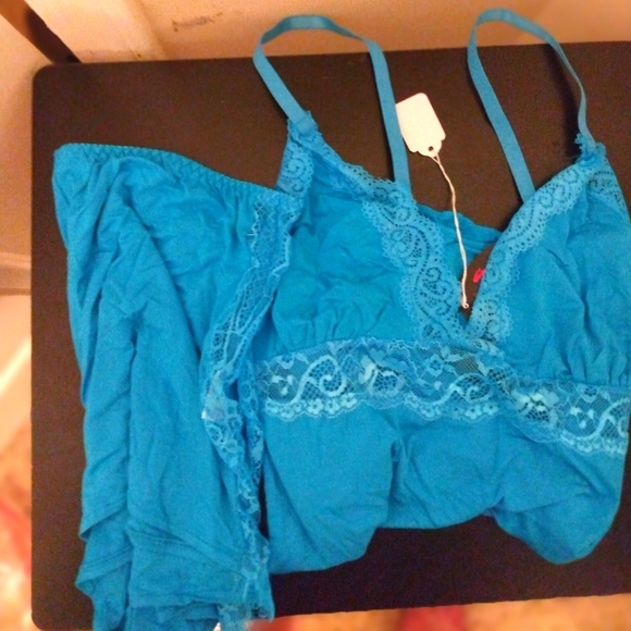 LOTUS BOSS SHINE: NEW with tags gorgeous aqua camisole and shorts set - Picture 3 of 3